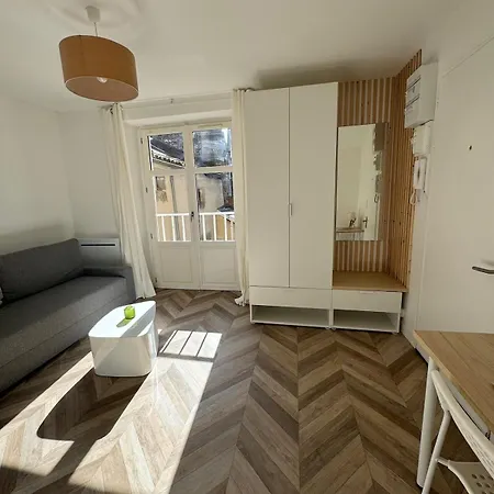 Au Coeur De Apartment